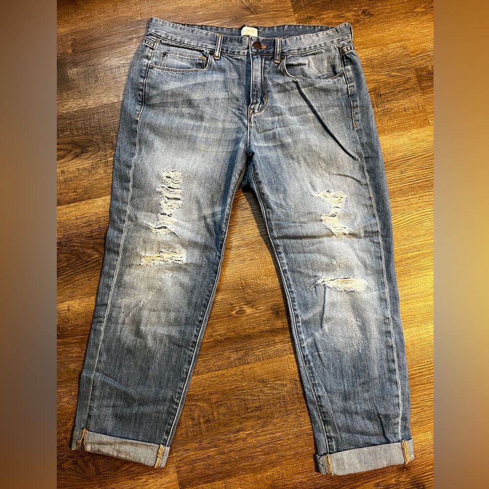 J Crew Distressed Light Wash Cropped Blue Jeans